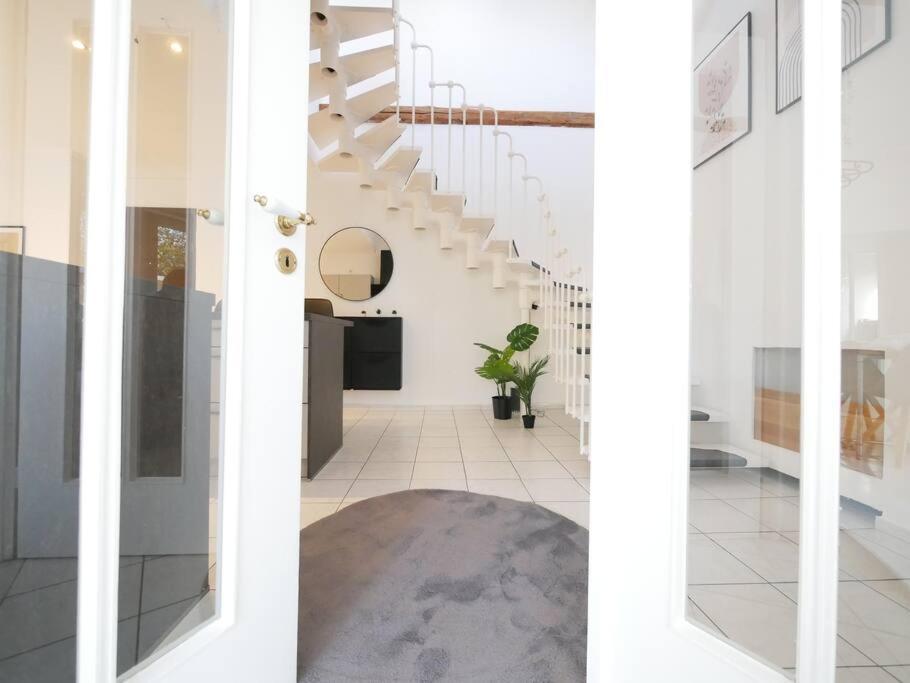 110 M2, Dachterrasse, Kueche, Zentral, Ruhige Lage Apartment Падерборн Екстериор снимка